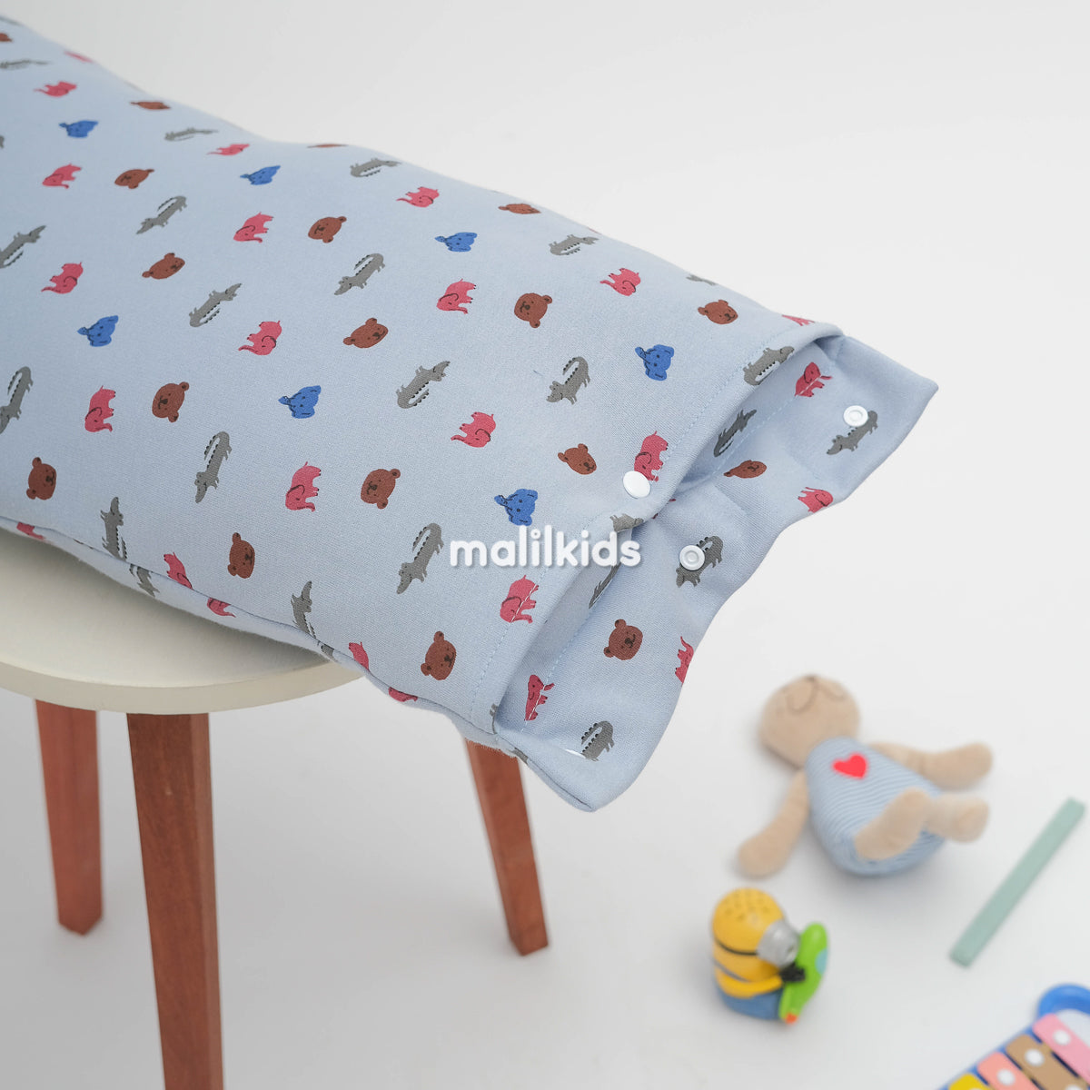 Bantal-Menyusui-2in1-Nursing-Arm-Pillow-2in1-Blue-Animal_2.jpg