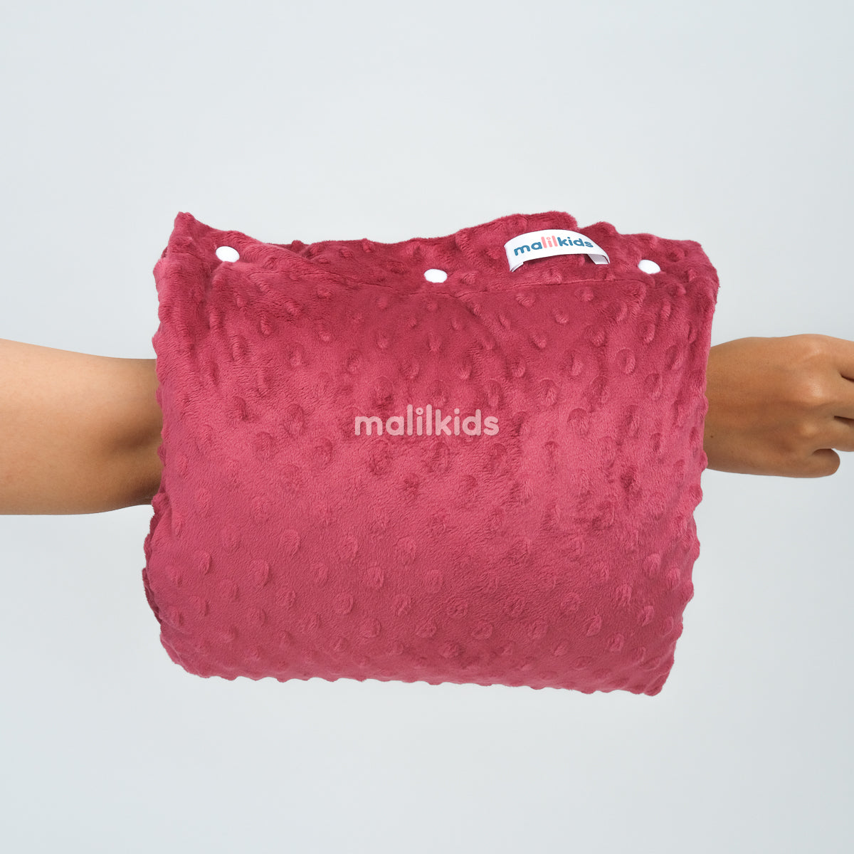 bantal-menyusui-minky-pink-plum-flatlay_2.jpg
