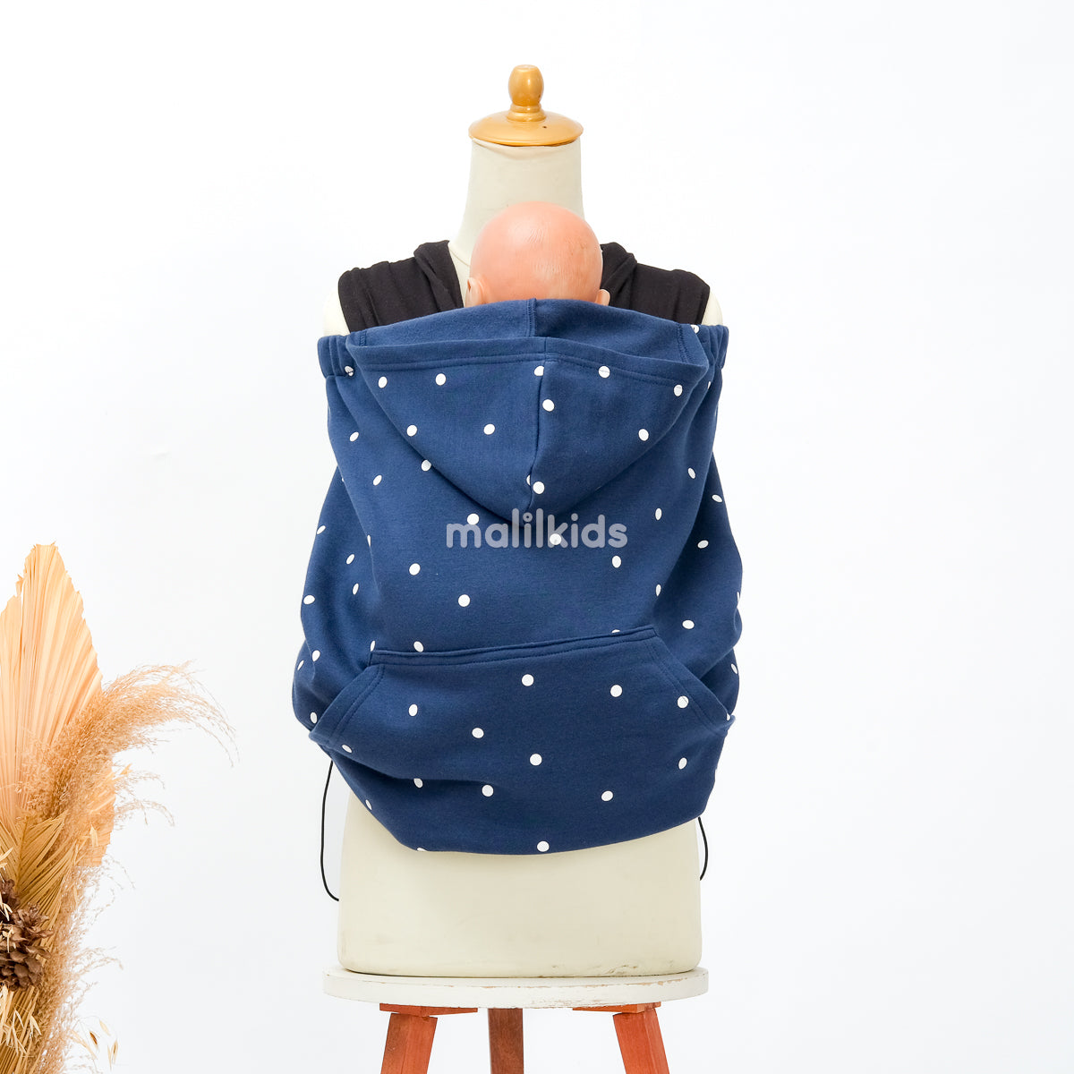 (UPGRADED) Malilkids Selimut Bayi Blanket Clip & Go Cover Pro 3in1 – Dot Navy