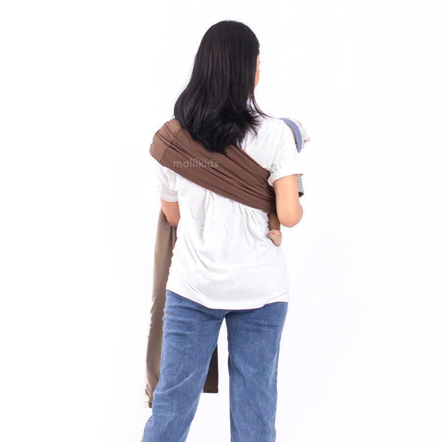 gasing-bolak-balik-polos-Coffe-Mid-Cream-gendongan-ring-gendongan-instan-sling-ring-gendongan-kaos-ring-on-model-_2.jpg