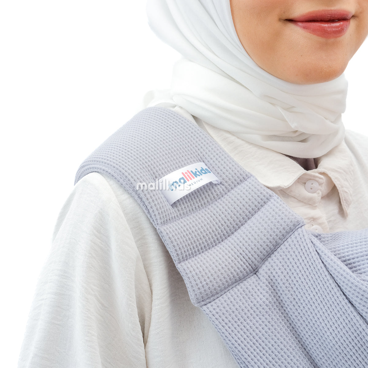 geos-sling-pouch-waffle-blue-grey-on-model_9.jpg