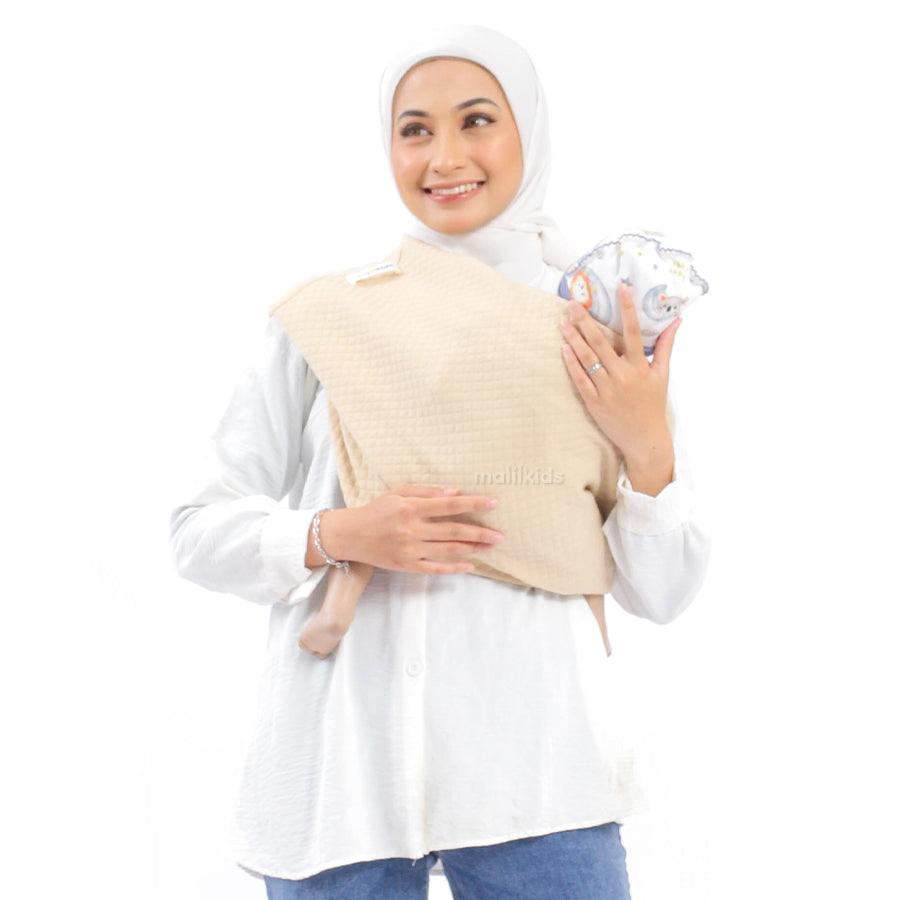 gp-diamond-cream-geos-gendongan-kaos-gendongan-bayi-gendongan-instan-on-model.jpg