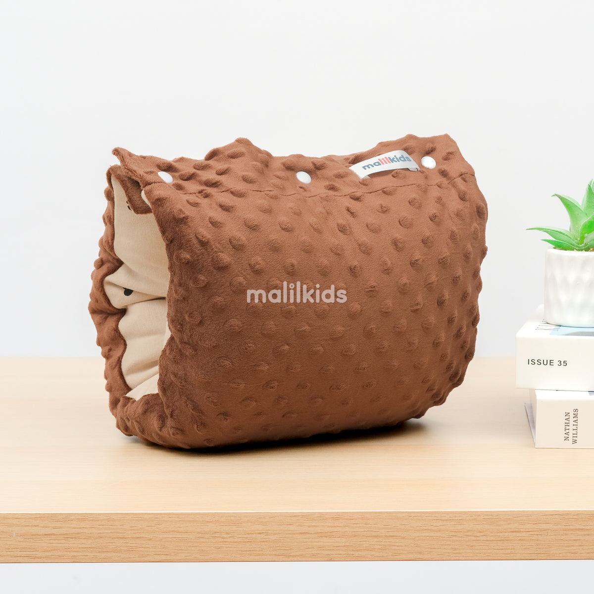 nursing-arm-pillow-reversible-minky-fleece-lil-love-cream-flatlay_5.jpg