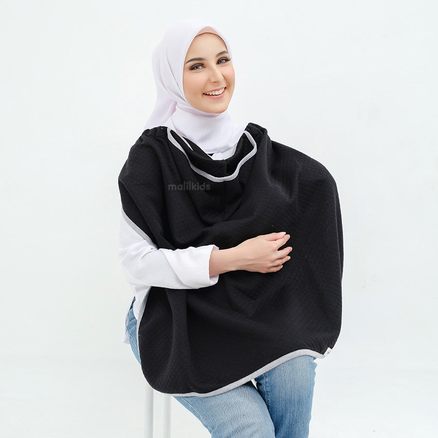 mabel-on-the-go-diamond-black-selimut-bayi-selimut-travel-on-model-_1.jpg