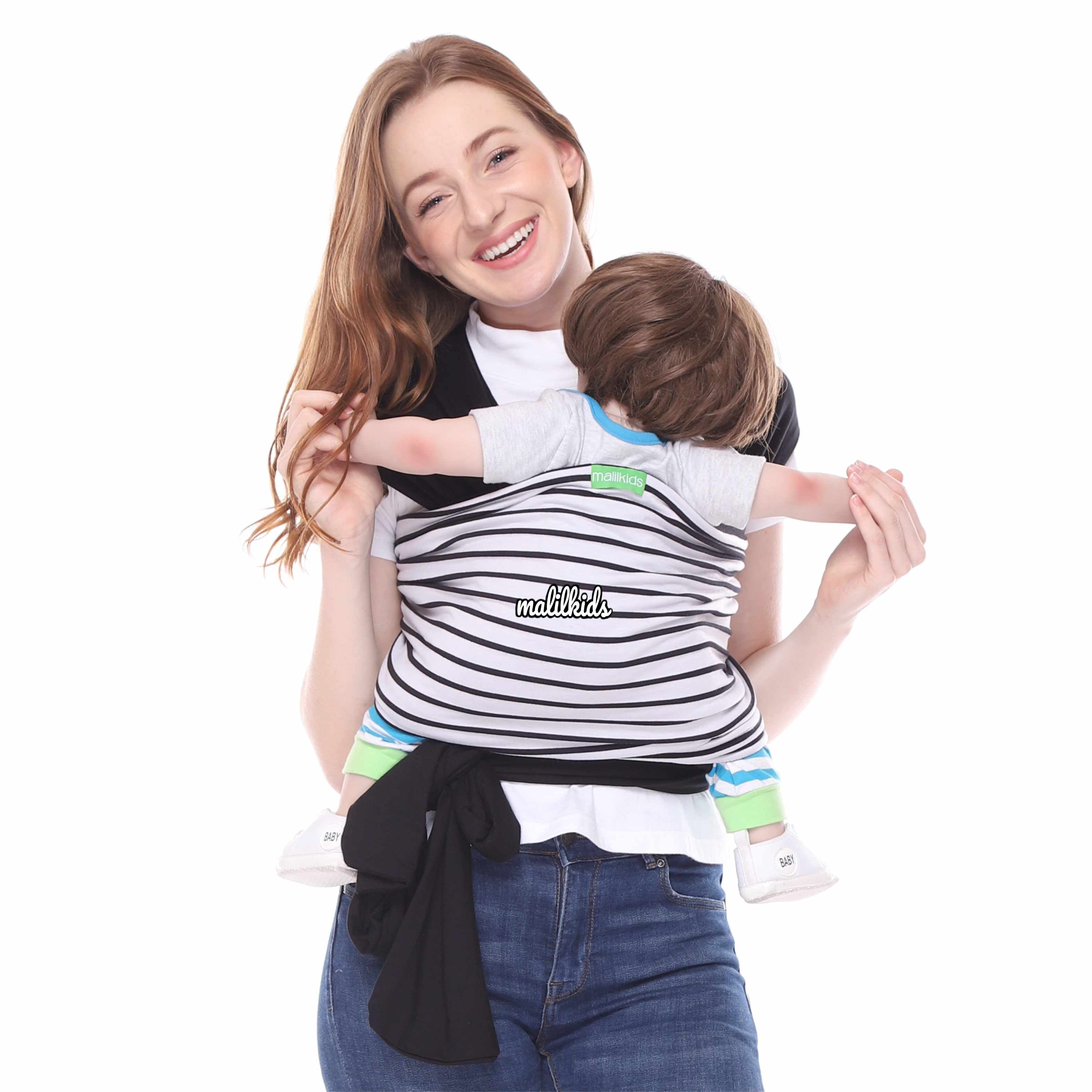 malil-wrap-reversible-black-stripe-baby-wrap-gendongan-wrap-gendongan-lilit-on-model-3.jpg