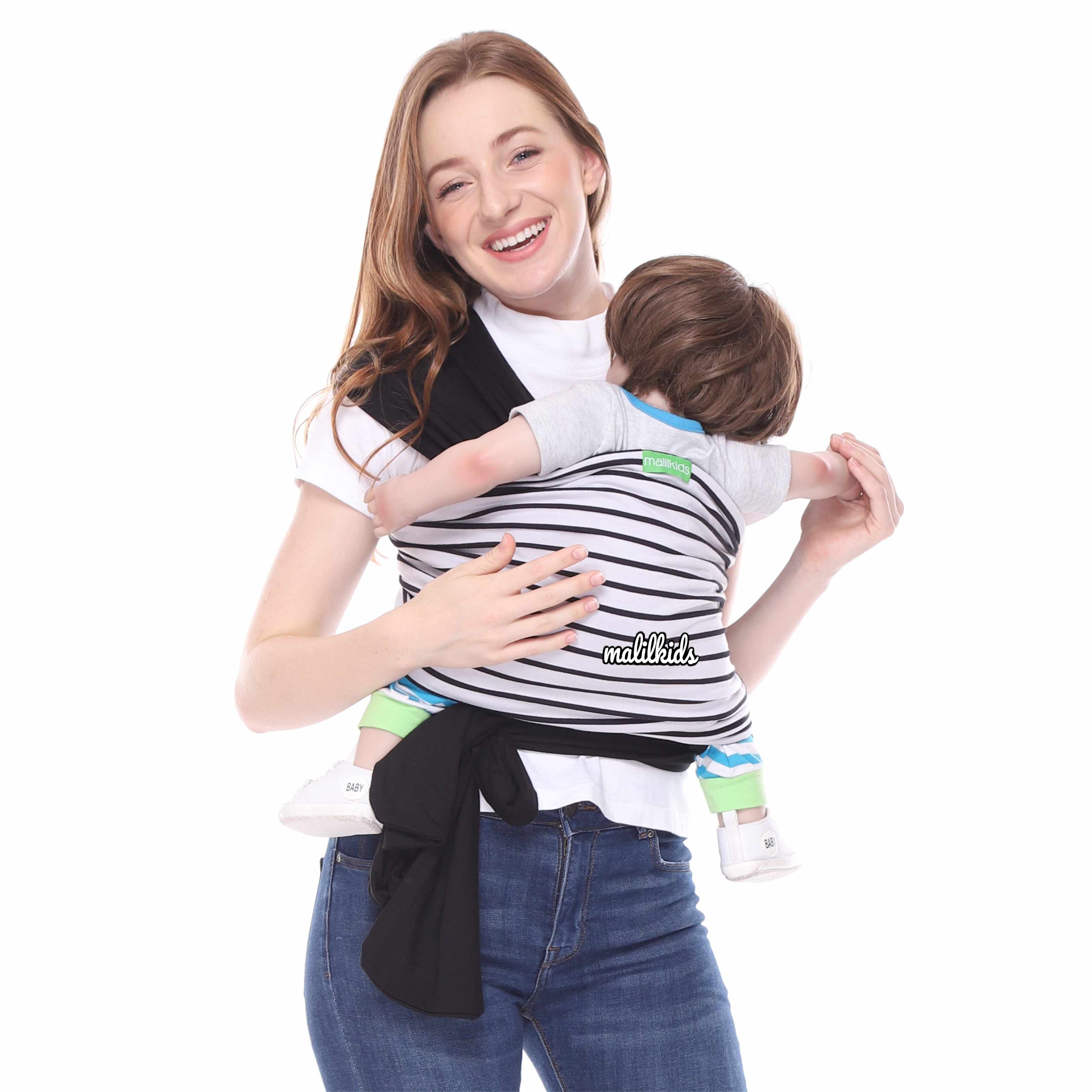 malil-wrap-reversible-black-stripe-baby-wrap-gendongan-wrap-gendongan-lilit-on-model-4.jpg