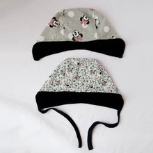Load image into Gallery viewer, Topi Bayi Reversible Baby Bonnet Hat : Motif Girl
